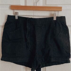 Linen shorts